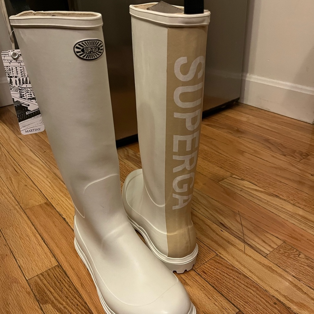white rubber boots brand new with tags